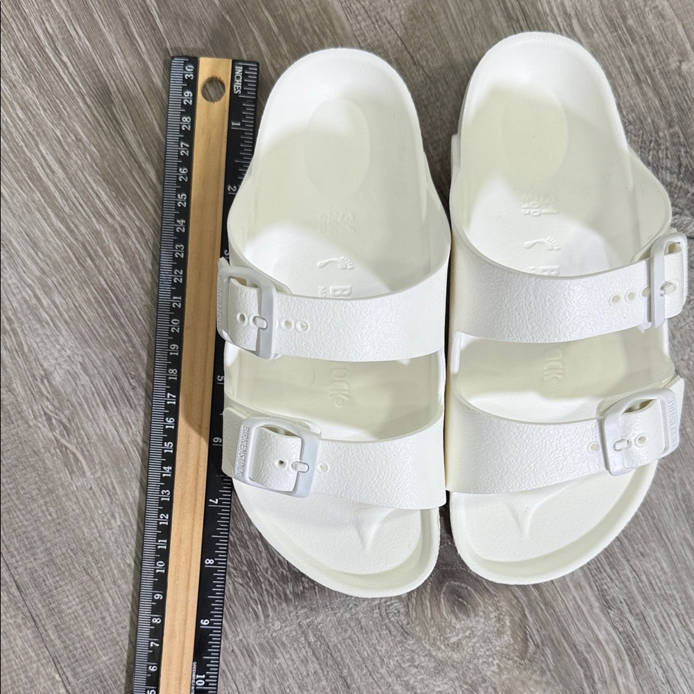 Birkenstock Classic White Sandals - Picture 3 of 6